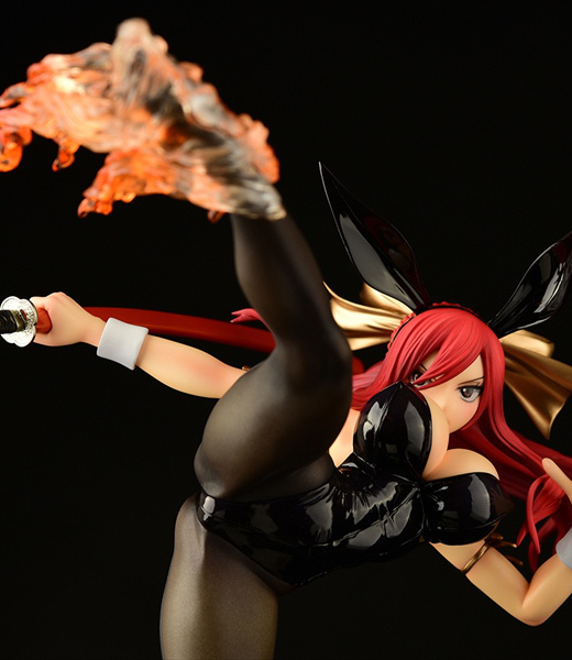 Descubre el apasionante mundo de Figura Erza Scarlet Patada Alta Versión Conejo Negro Fairy Tail.
