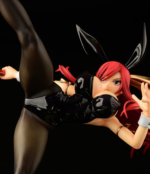 Descubre el apasionante mundo de Figura Erza Scarlet Patada Alta Versión Conejo Negro Fairy Tail.