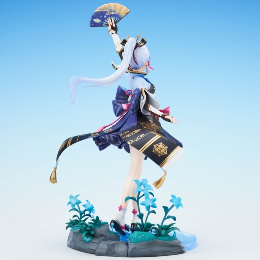 Descubre el apasionante mundo de Figura Genshin Impact Kamisato Ayaka Versión Resplandor Perfecto.