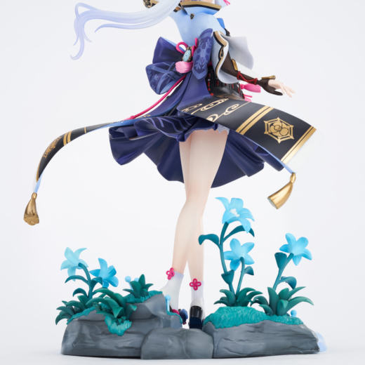 Descubre el apasionante mundo de Figura Genshin Impact Kamisato Ayaka Versión Resplandor Perfecto.