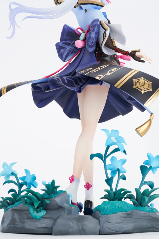 Descubre el apasionante mundo de Figura Genshin Impact Kamisato Ayaka Versión Resplandor Perfecto.