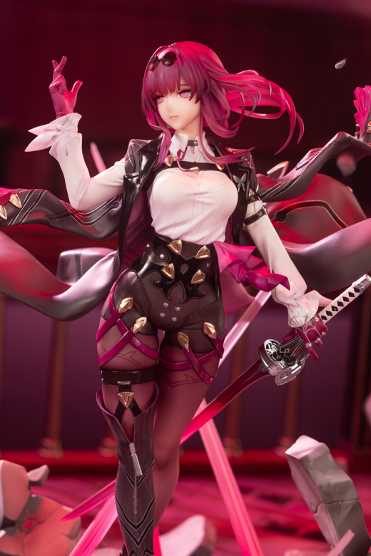 Descubre el apasionante mundo de Figura Honkai Star Rail Kafka.