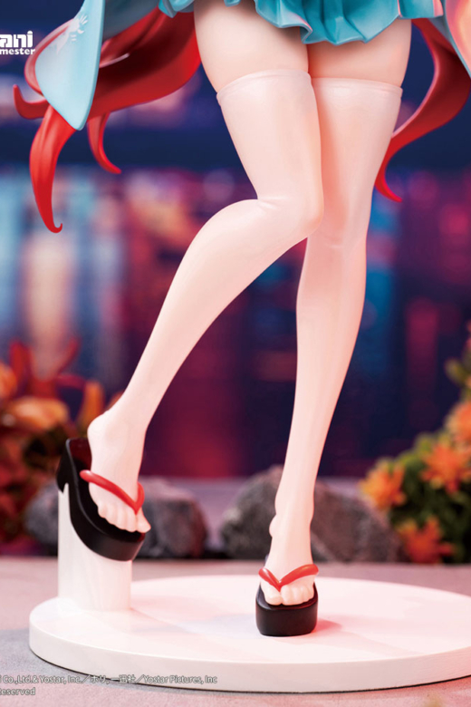 Descubre el apasionante mundo de Figura Honolulu Yukata Versión Azur Lane Slow Ahead.