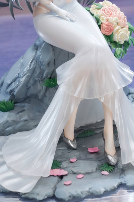 Descubre el apasionante mundo de Figura Azur Lane Hermione Versión Juramento de Asaka.