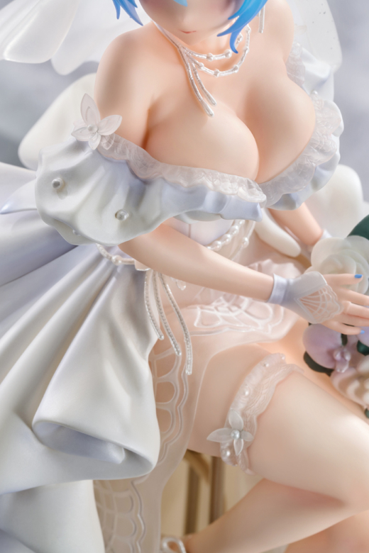 Descubre el apasionante mundo de Figura Warship Girls R Prinz Eugen Mi Corazón Versión.