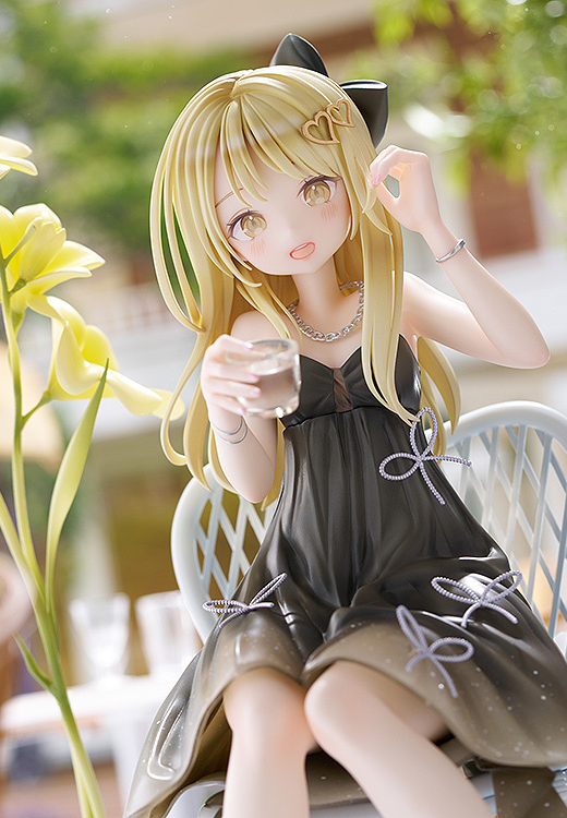 Descubre el apasionante mundo de Figura Ilustración Toshishita Kanojo por Nabi.