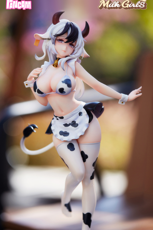 Descubre el apasionante mundo de Figura Chicas Milk Blanco y Negro Original Character.