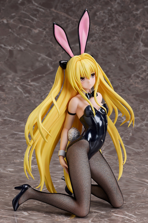 Descubre el apasionante mundo de Figura Golden Darkness Versión Bunny To Love-Ru Darkness.