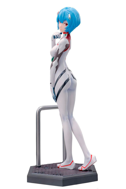 Descubre el apasionante mundo de Figura Rei Ayanami Luminasta Evangelion 3.0 + 1.0.