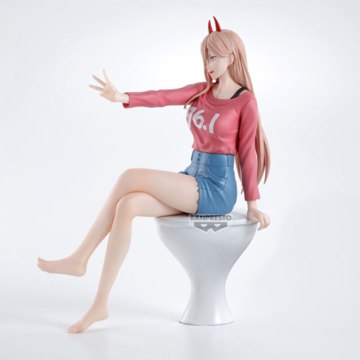 Descubre el apasionante mundo de Figura Chainsaw Man 18cm.