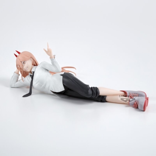 Descubre el apasionante mundo de Figura Chainsaw Man 22cm.
