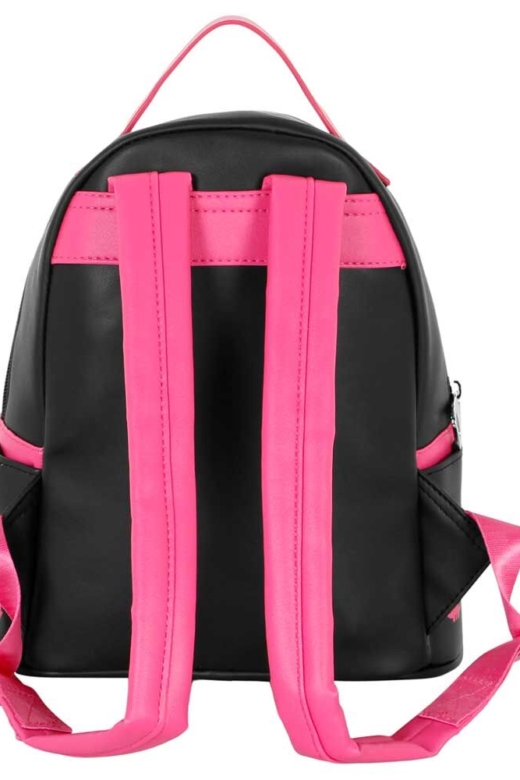Descubre el apasionante mundo de Mochila Kuromi Hello Kitty 25 cm.