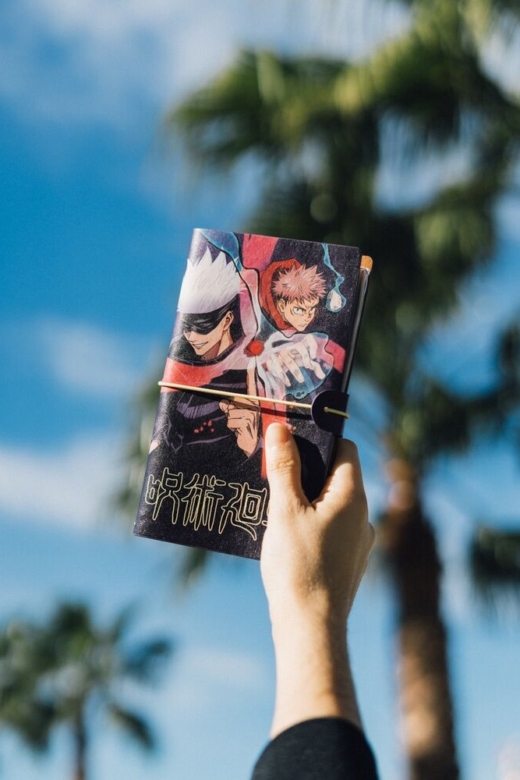 Descubre el apasionante mundo de Cuaderno de Viaje Jujutsu Kaisen.