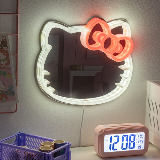 Descubre el apasionante mundo de Espejo LED Neon Hello Kitty.