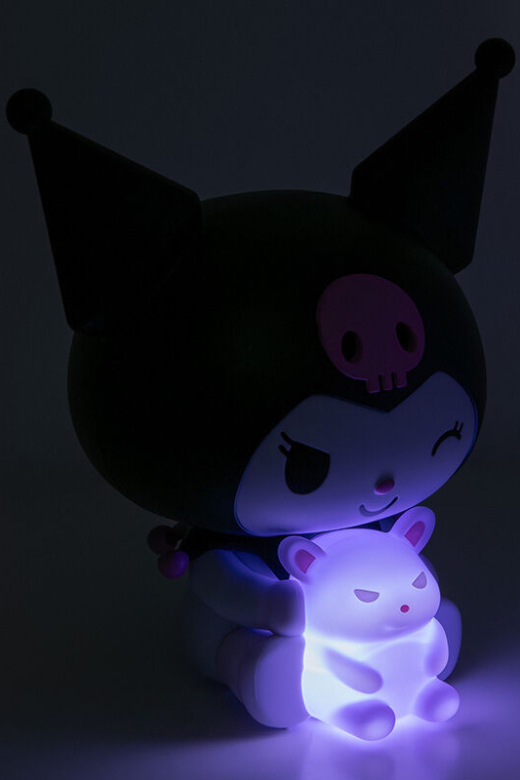 Descubre el apasionante mundo de Lámpara Kuromi Hello Kitty 16cm.