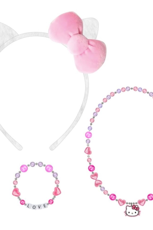 Descubre el apasionante mundo de Bisutería Hello Kitty en Blister.
