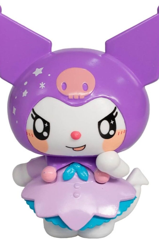 Descubre el apasionante mundo de Figura Kuromi Hello Kitty 16cm.