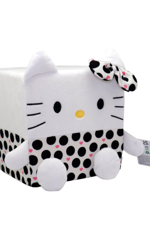 Descubre el apasionante mundo de Peluche Hello Kitty Cubeez 20 cm Surtido.