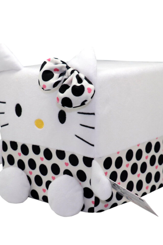 Descubre el apasionante mundo de Peluche Hello Kitty Cubeez 20 cm Surtido.