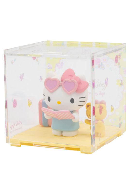 Descubre el apasionante mundo de Figura Sorpresa Hello Kitty Sweetheart Playmates Surtido.