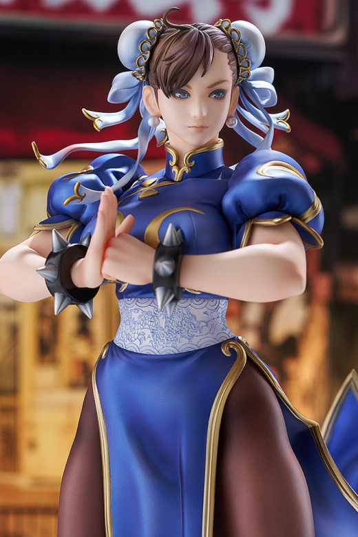 Descubre el apasionante mundo de Figura Chun-Li Street Fighter en Espera.