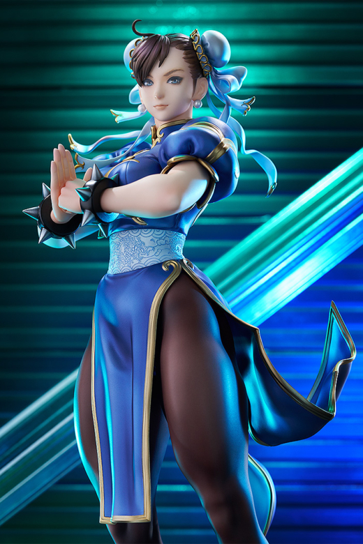 Descubre el apasionante mundo de Figura Chun-Li Street Fighter en Espera.