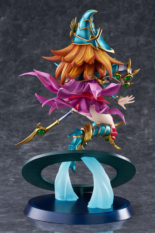 Descubre el apasionante mundo de Figura Monstruo Valkyria Maga Yu-Gi-Oh!.