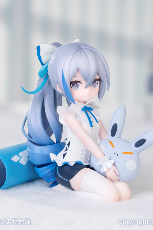 Descubre el apasionante mundo de Honkai Impact 3rd: Figura Chibi Bronya Herrscher de la Verdad.