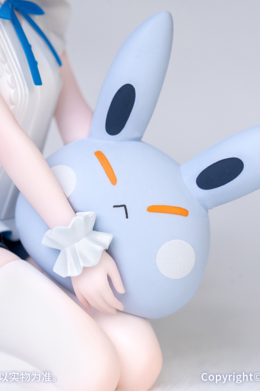 Descubre el apasionante mundo de Honkai Impact 3rd: Figura Chibi Bronya Herrscher de la Verdad.