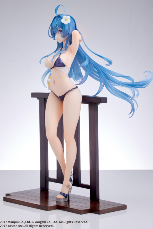 Descubre el apasionante mundo de Figura Helena Azur Lane Versión Ola Triangular Brillante.