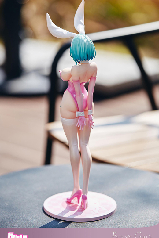 Descubre el apasionante mundo de Figura Chicas Conejo Color Limitado Original Character.