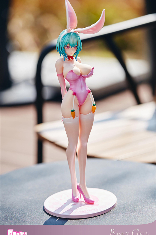 Descubre el apasionante mundo de Figura Chicas Conejo Color Limitado Original Character.