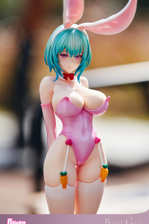 Descubre el apasionante mundo de Figura Chicas Conejo Color Limitado Original Character.