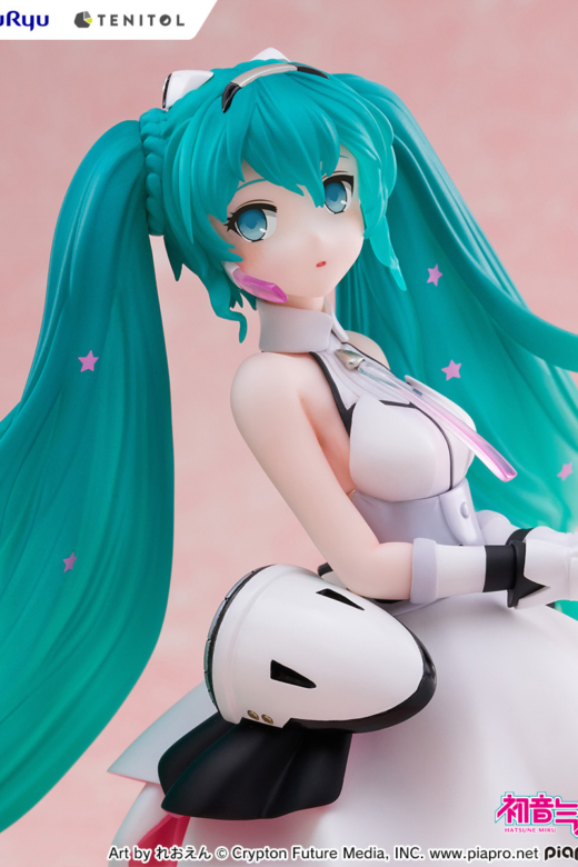 Descubre el apasionante mundo de Figura Hatsune Miku Versión Galaxy Live.