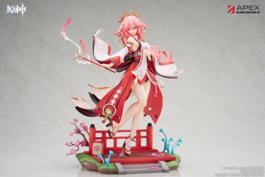 Descubre el apasionante mundo de Figura Yae Miko Versión Diversión Astuta Genshin Impact.