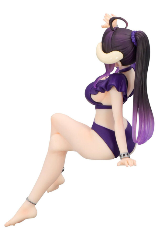 Descubre el apasionante mundo de Figura Noodle Stopper Albedo Bañador Morado Overlord.