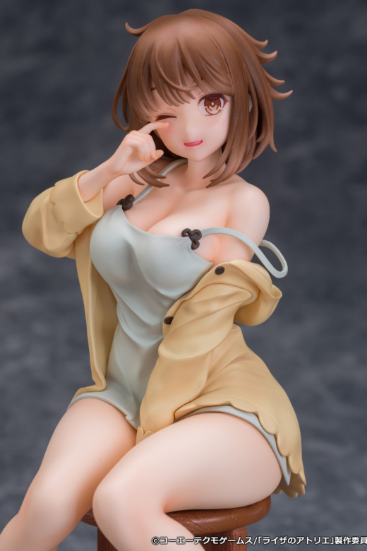 Descubre el apasionante mundo de Figura Atelier Ryza Reisalin Stout Ropa de Noche.