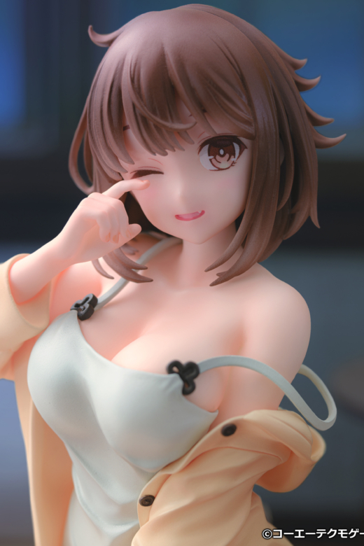 Descubre el apasionante mundo de Figura Atelier Ryza Reisalin Stout Ropa de Noche.